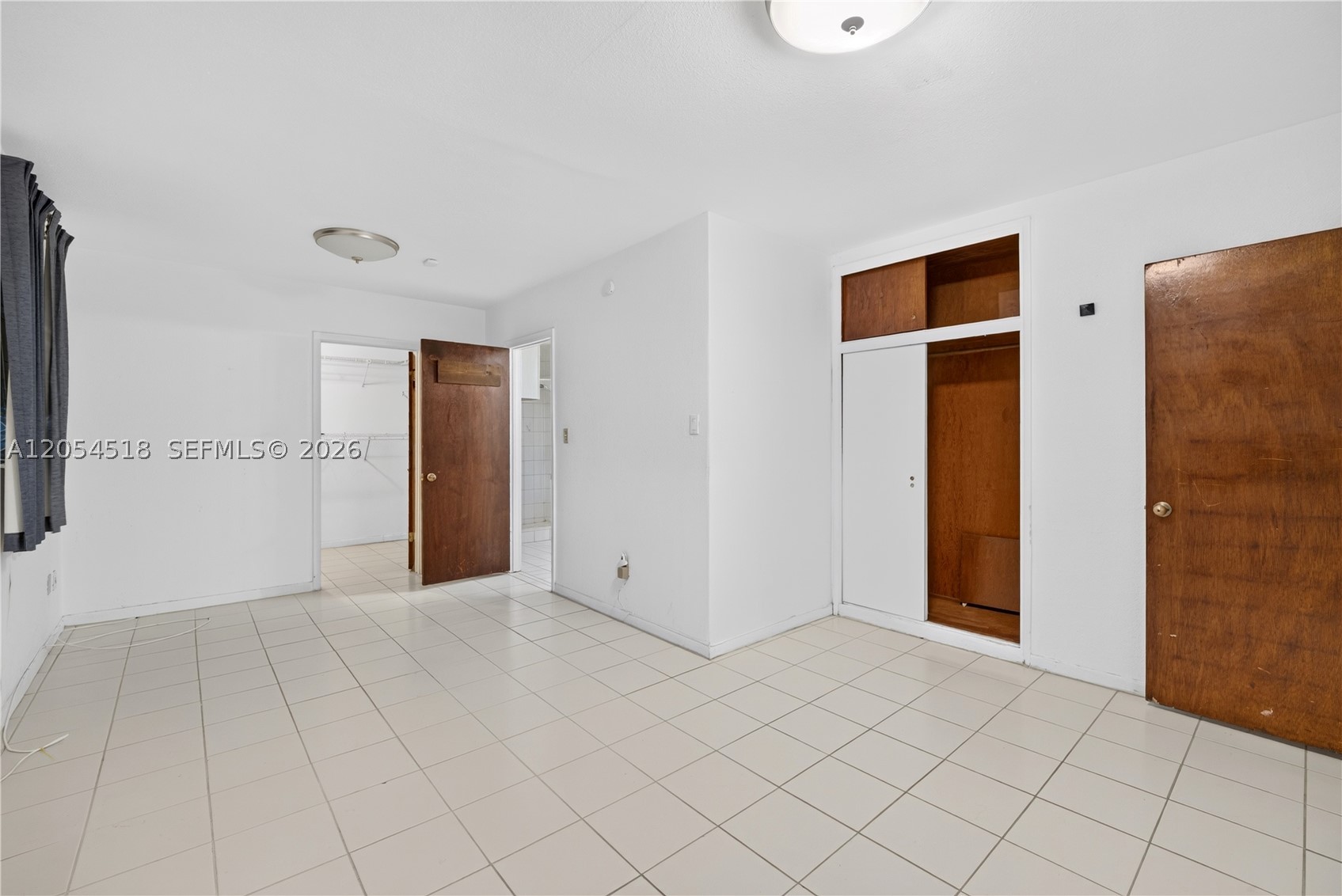 SO MIAMI HEIGHTS MANOR - Residential