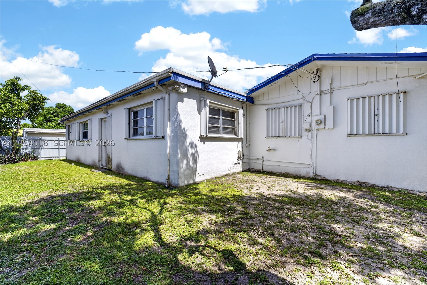 SO MIAMI HEIGHTS MANOR - Residential