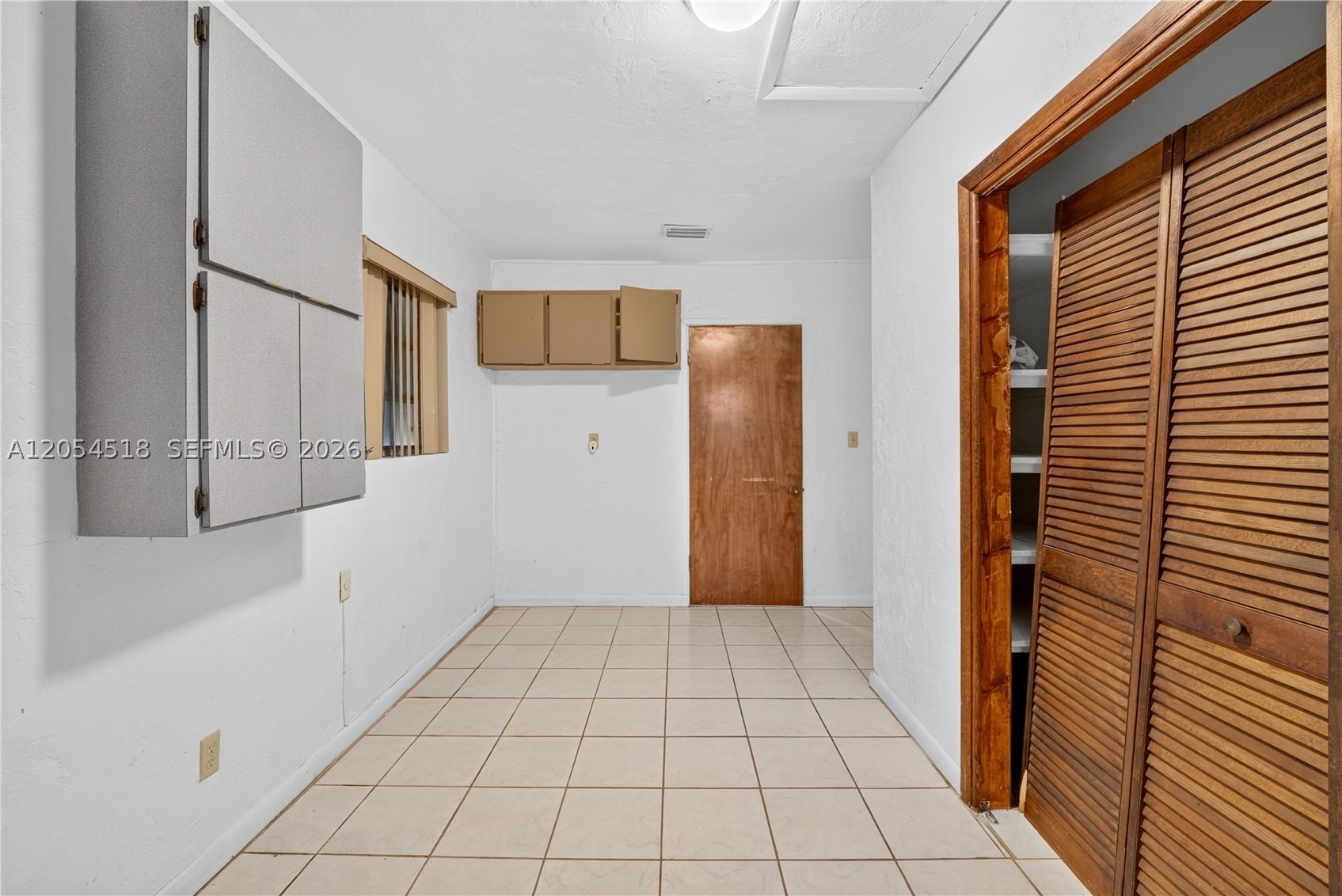 SO MIAMI HEIGHTS MANOR - Residential