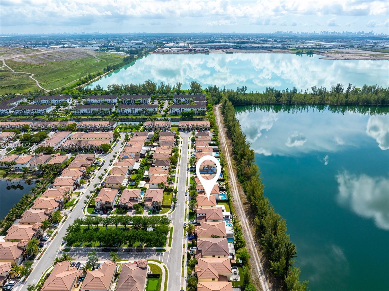 DORAL BREEZE - Residential