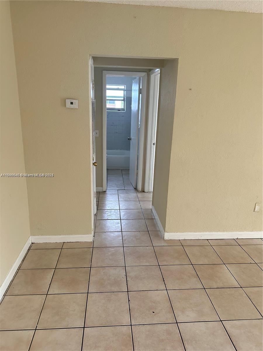 CORONA DEL MAR - Residential Income