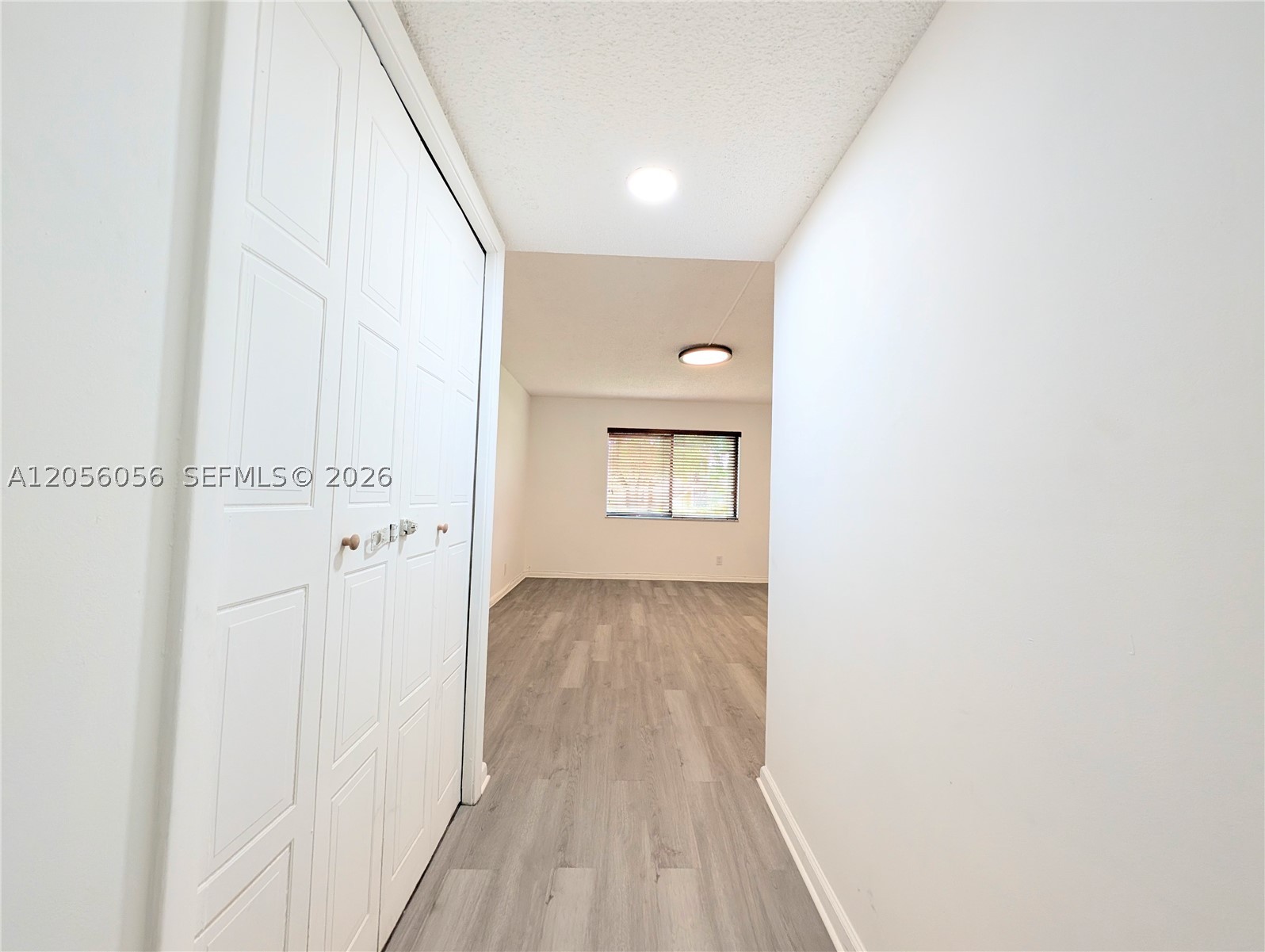 RACQUET CLUB APTS AT BONA - Residential