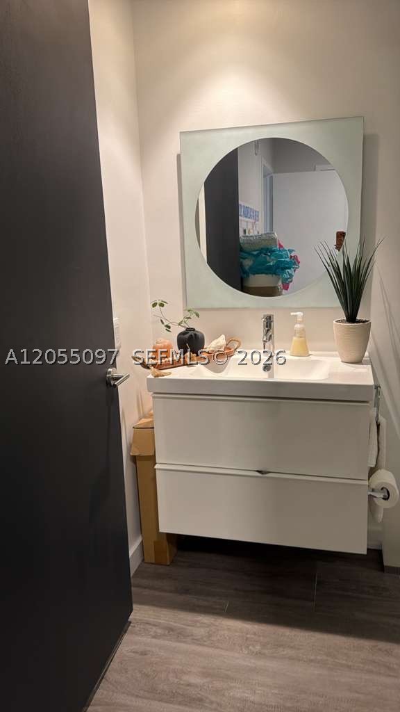 BISCAYNE BEACH CONDO - Residential Lease