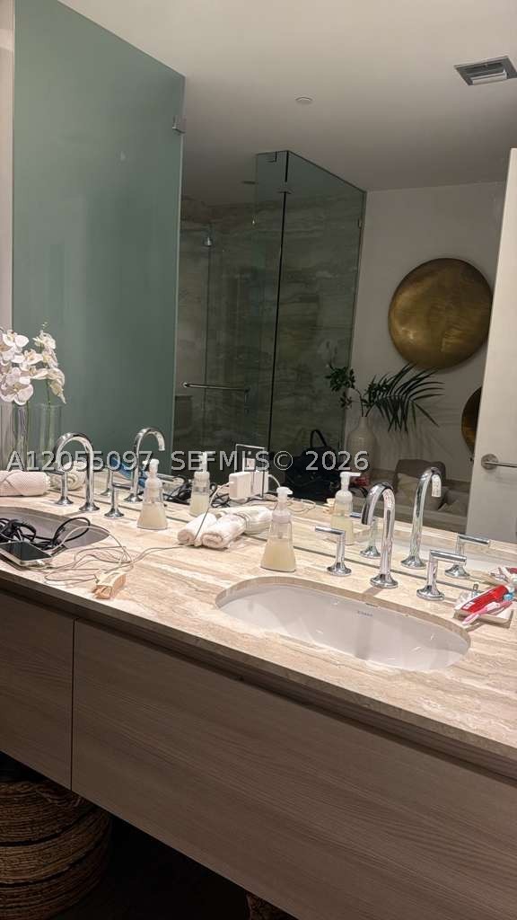 BISCAYNE BEACH CONDO - Residential Lease