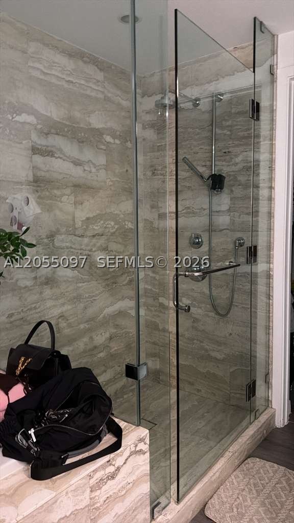 BISCAYNE BEACH CONDO - Residential Lease