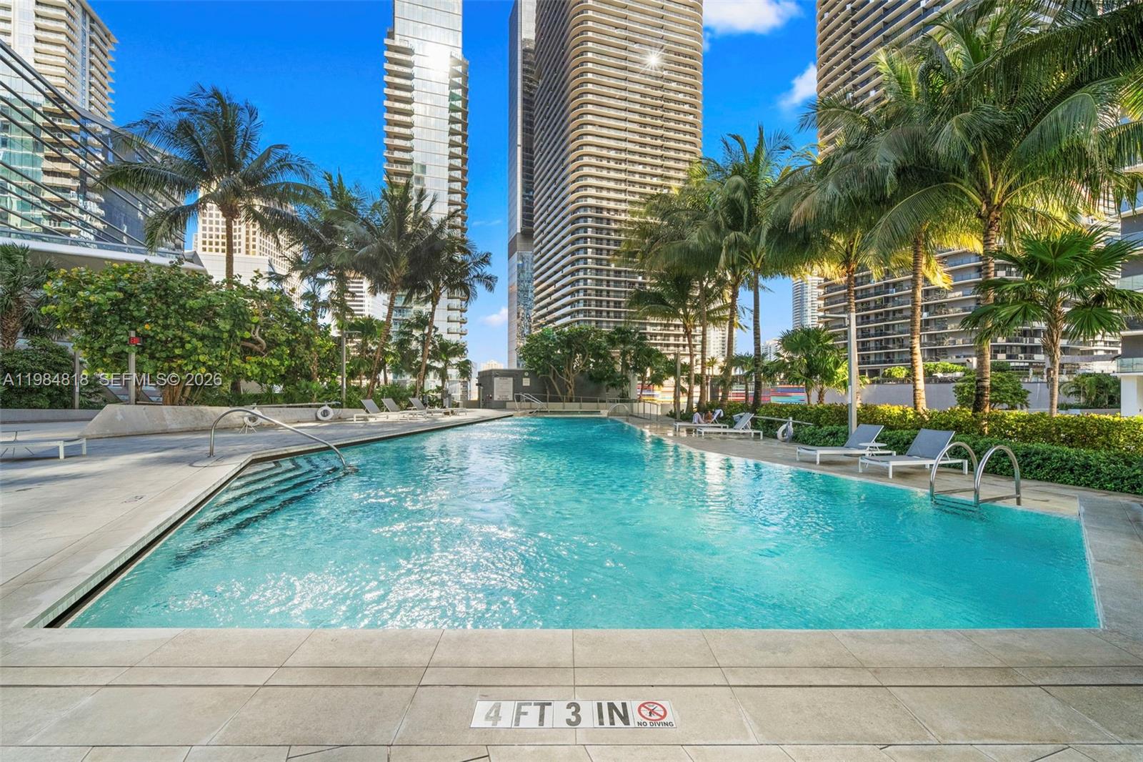 RISE CONDO - Residential