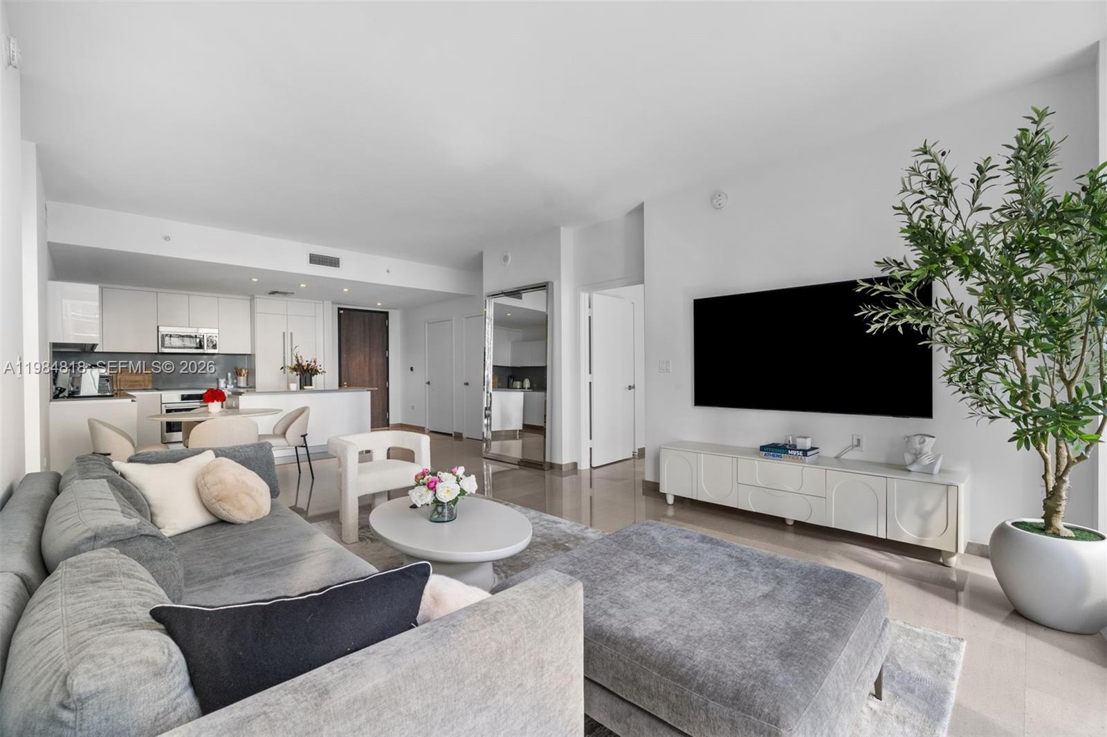 Location!!! Just steps away from Brickell City Centre, next to the most happening streets, restaurants, and mall. Perfect for investment or as a primary residence. Can be rented right away with a minimum 6-month lease. High-demand area. Huge balcony with water and city views. Modern unit with floor-to-ceiling windows, marble floors, wine cooler, and high-quality appliances. 
Resort-style amenities: pool, spa, gym, concierge, 24/7 security. Reasonable HOA, including reserves. Selling price has just been reduced.
Schedule your showing today!