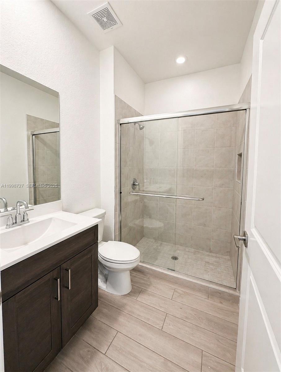 CEDAR AT KEYS GATE - Residential