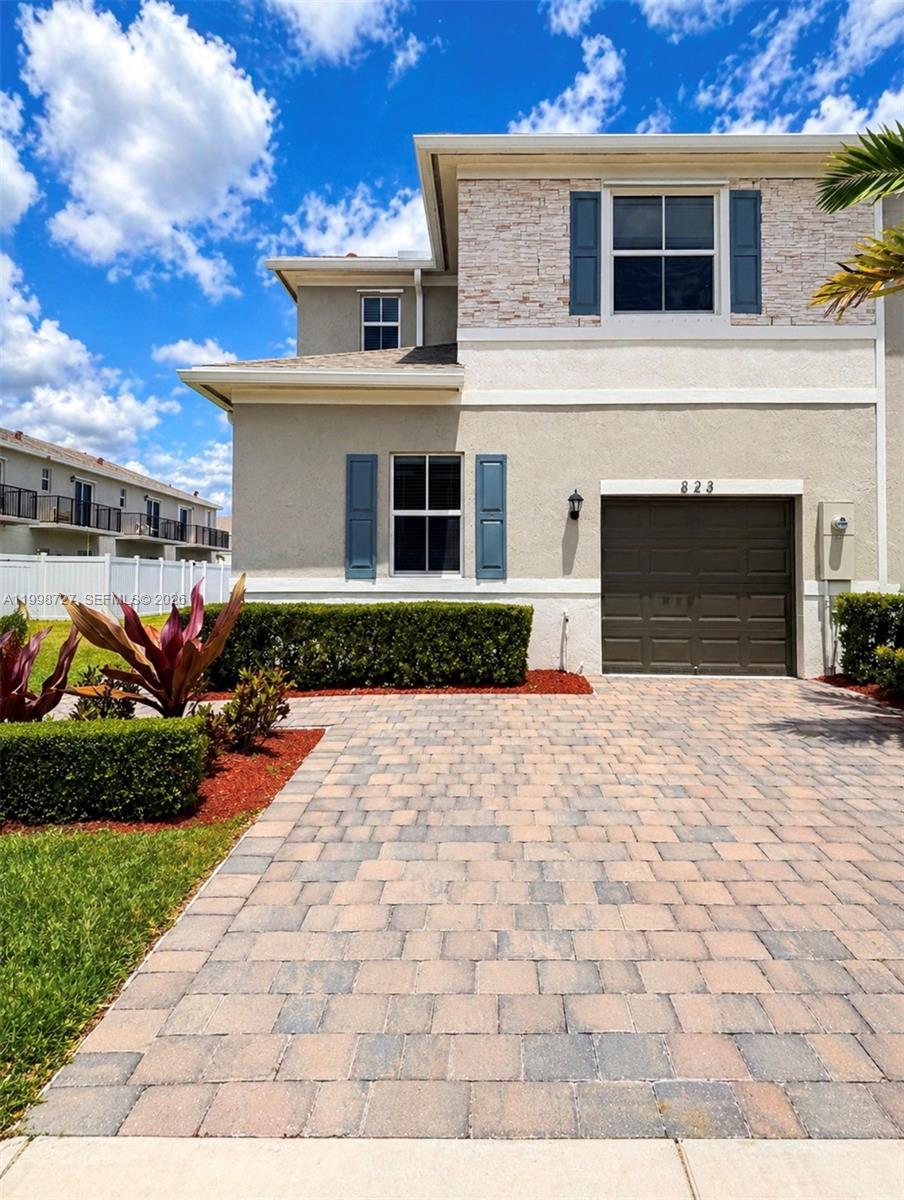 CEDAR AT KEYS GATE - Residential