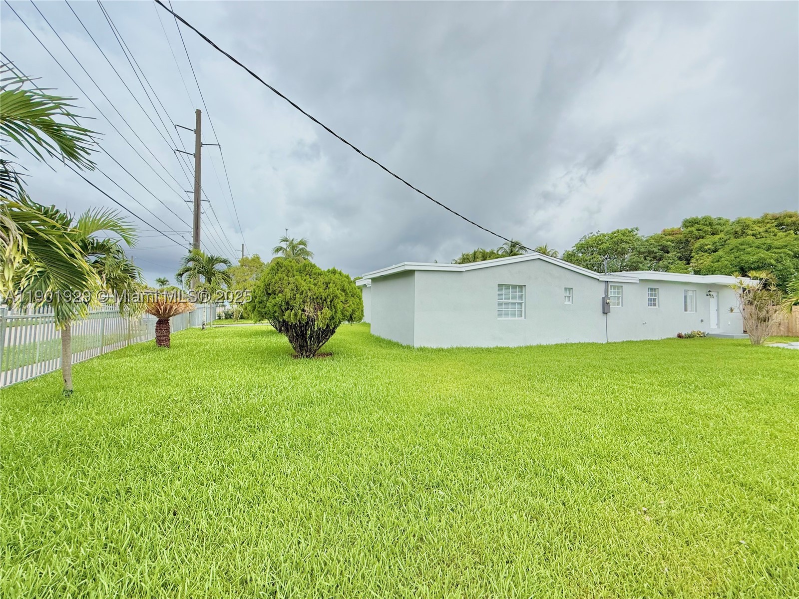 CARVER RANCHES - Residential