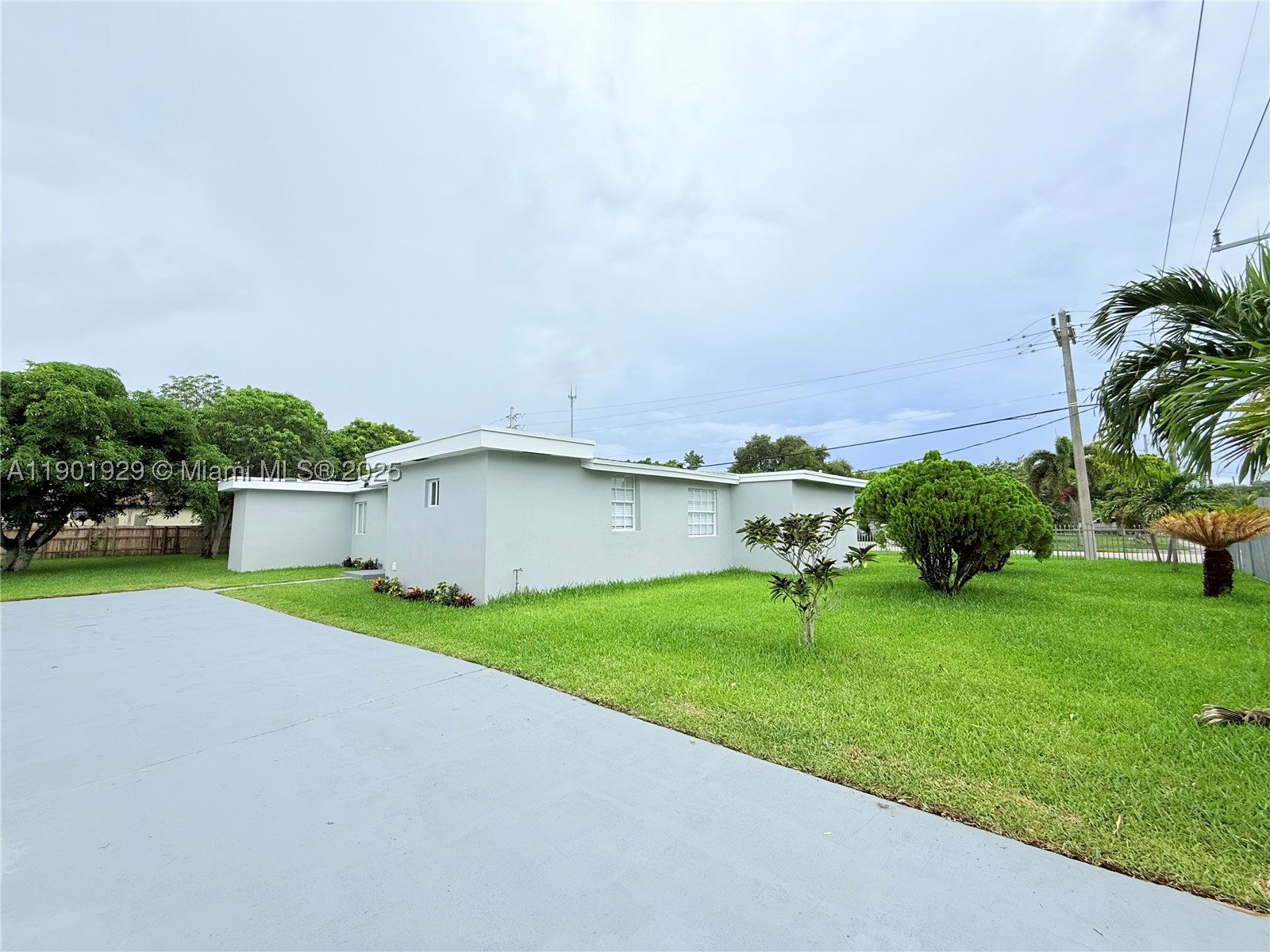 CARVER RANCHES - Residential