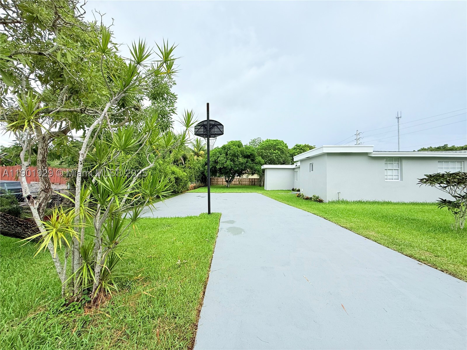 CARVER RANCHES - Residential
