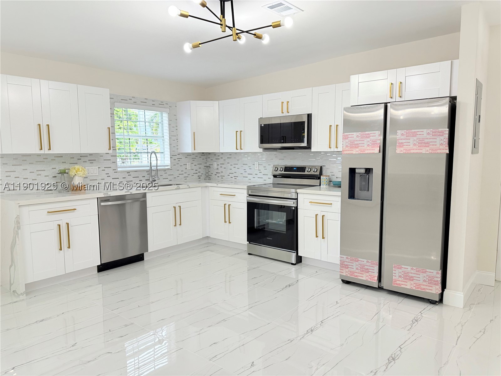 CARVER RANCHES - Residential