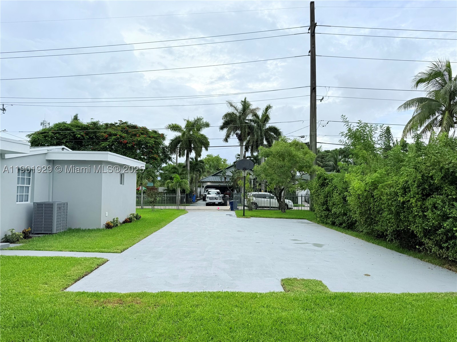 CARVER RANCHES - Residential