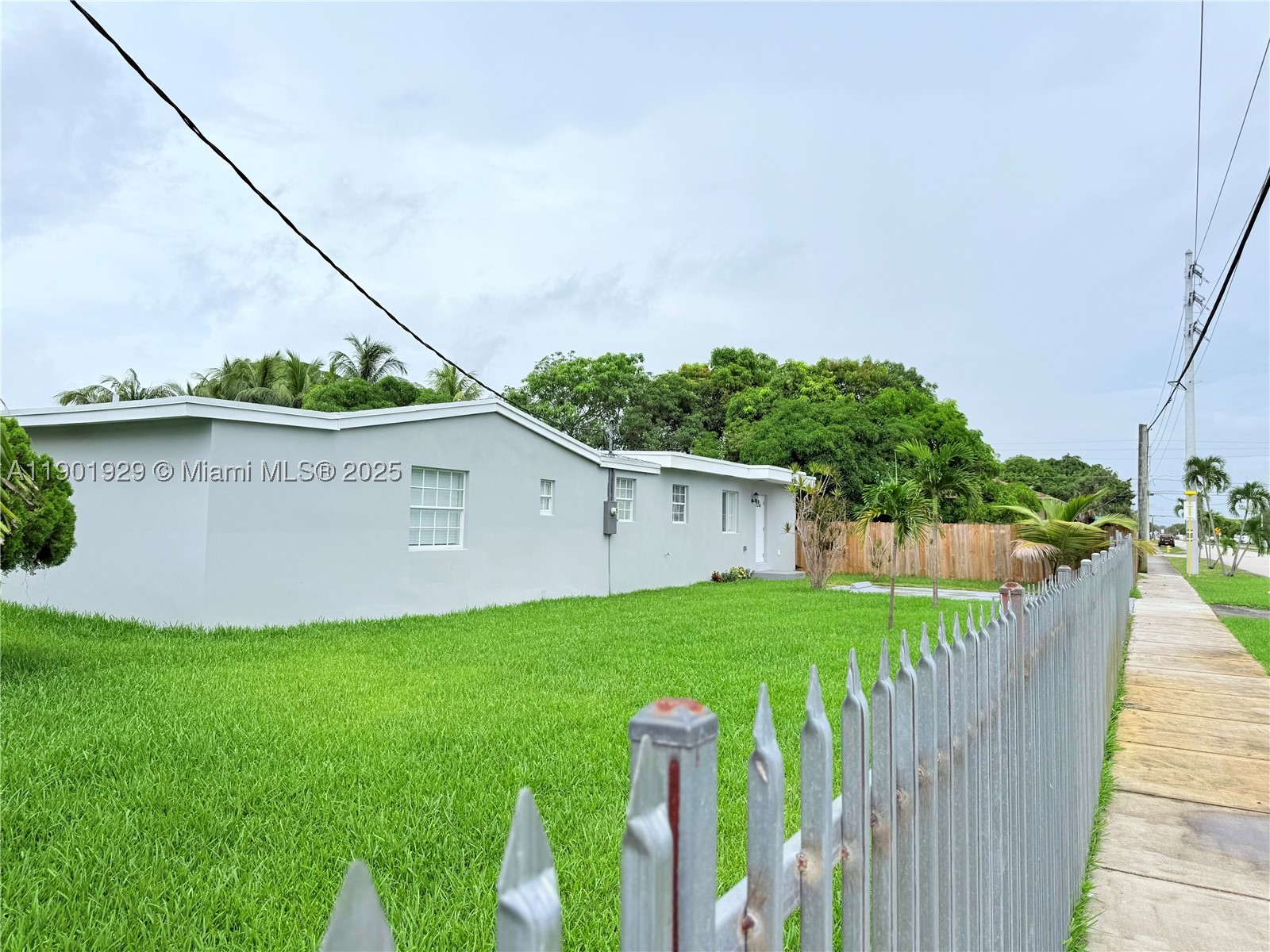 CARVER RANCHES - Residential