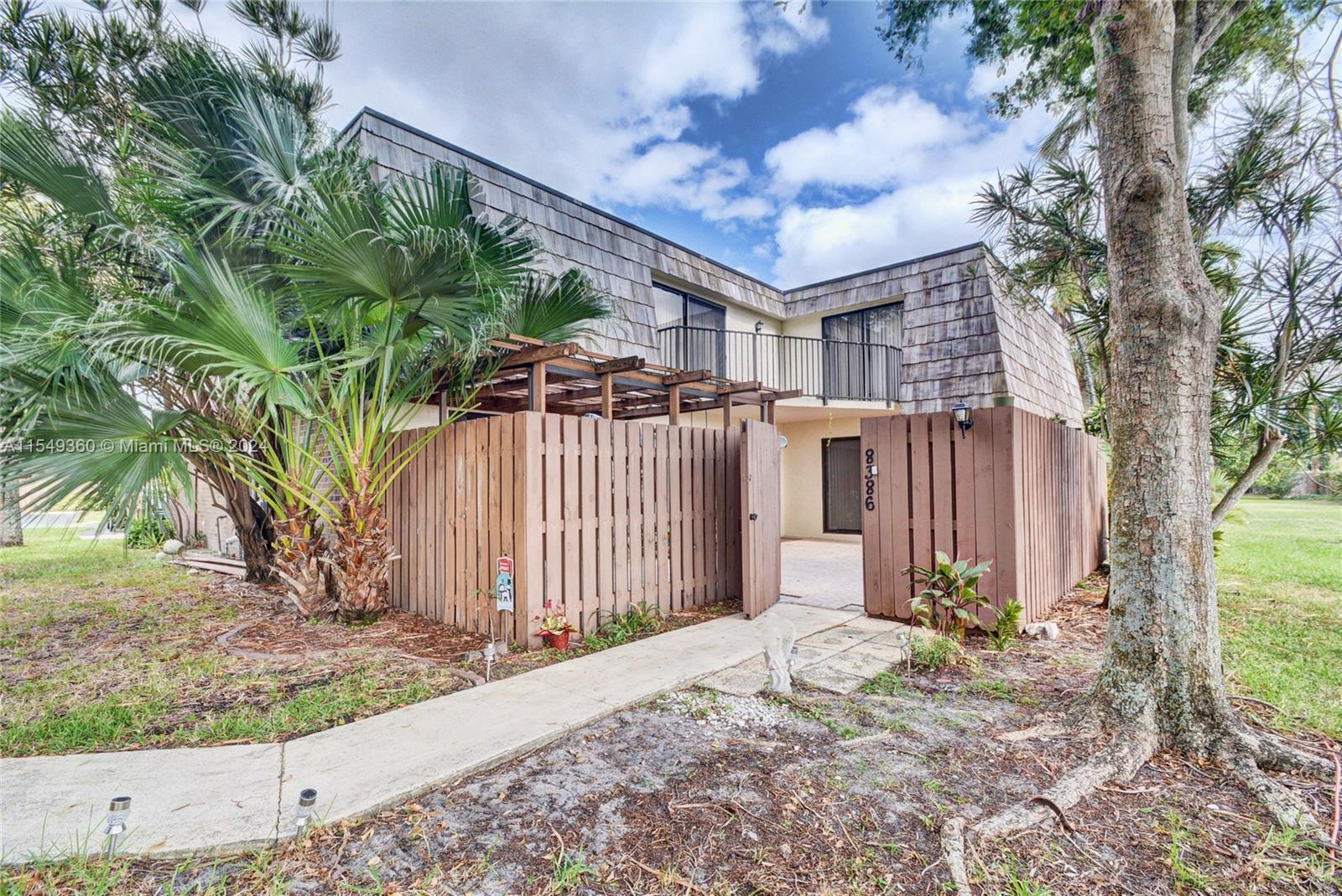 WOODVILLE - Residential