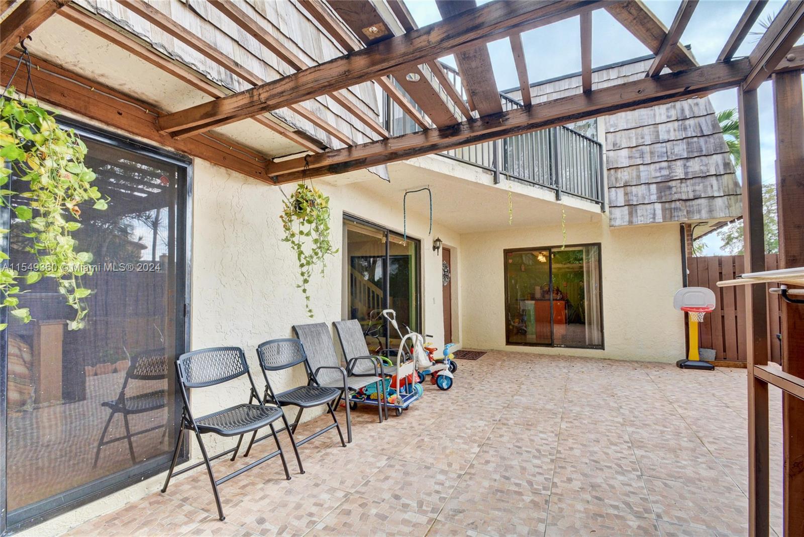 WOODVILLE - Residential