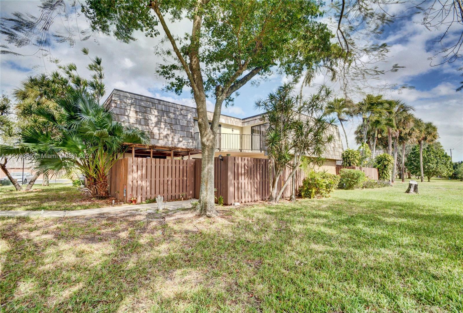 WOODVILLE - Residential