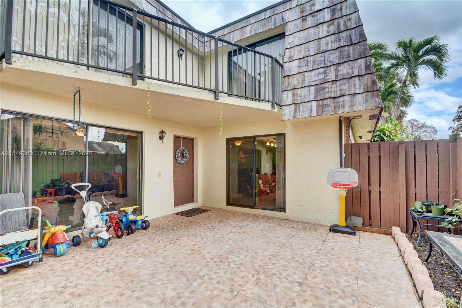WOODVILLE - Residential