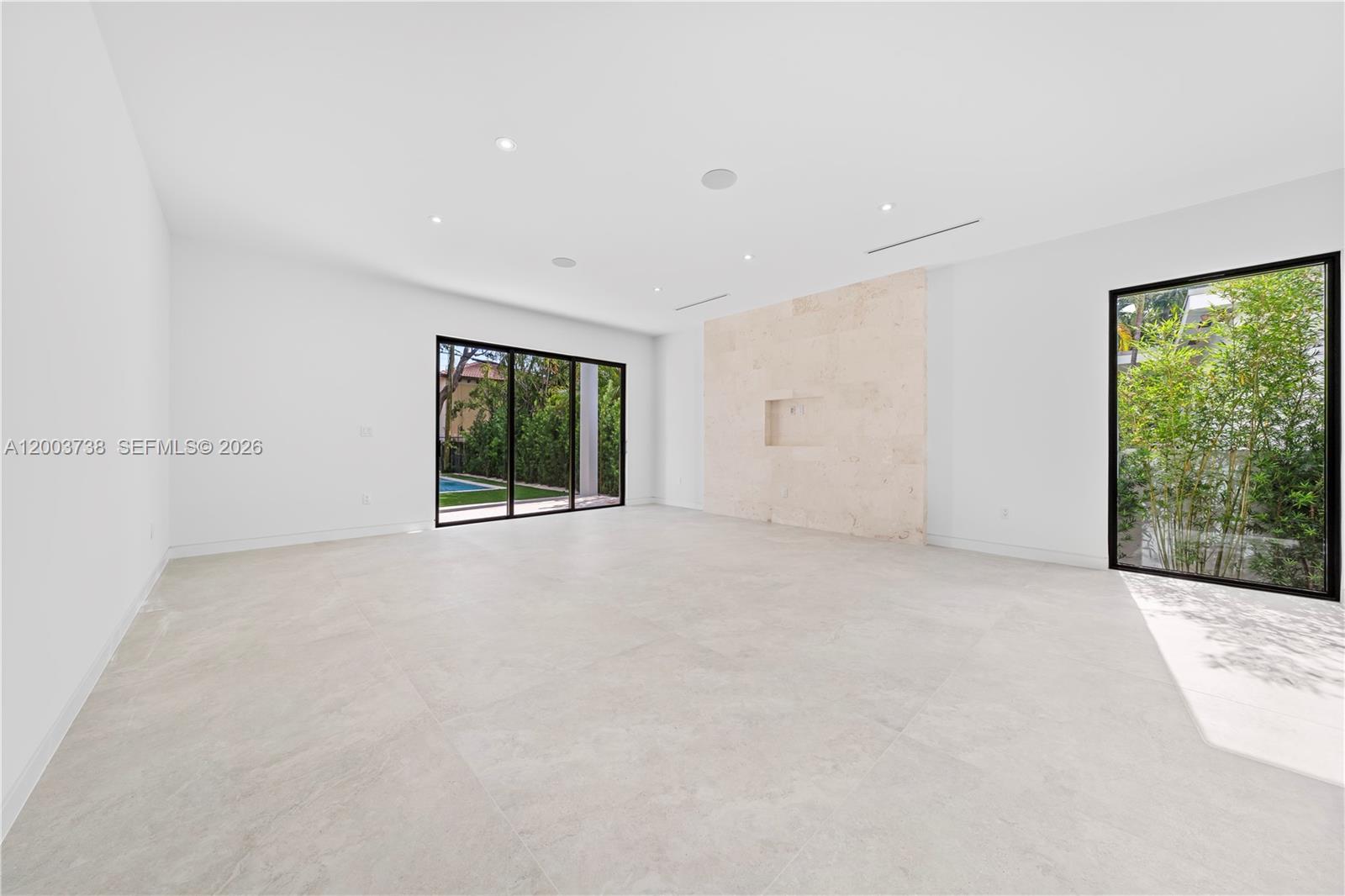 AMND MIAMI SUBURBAN ACRES - Residential