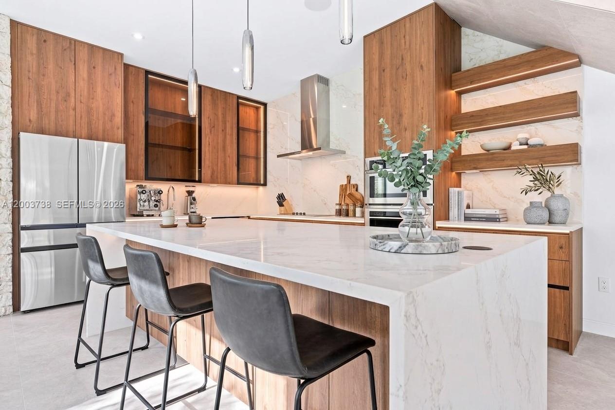 AMND MIAMI SUBURBAN ACRES - Residential