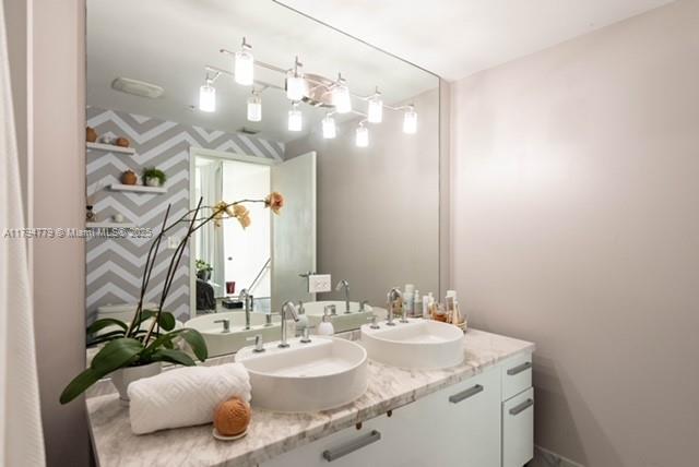 VIZCAYNE SOUTH CONDO - Residential Lease