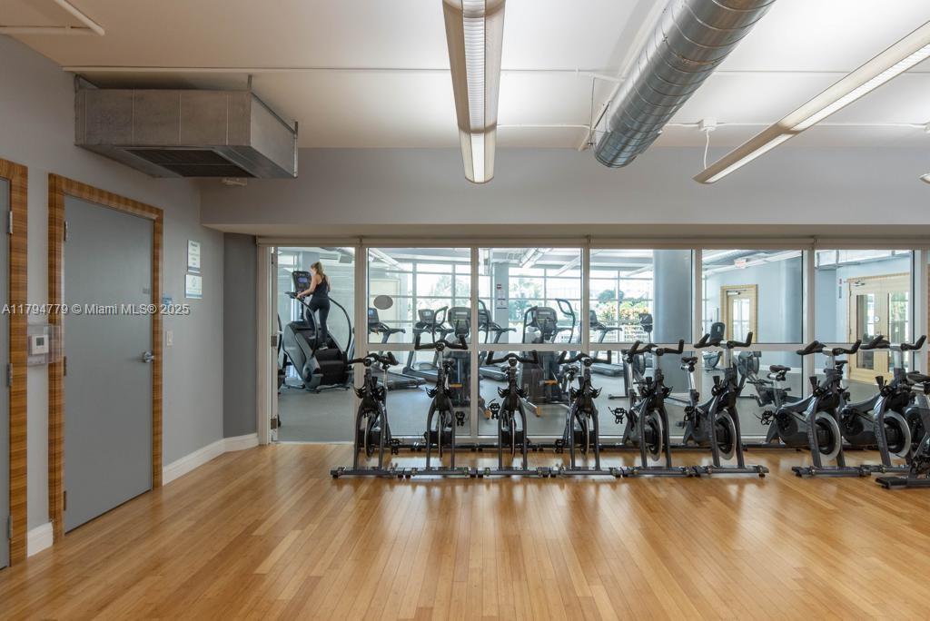 VIZCAYNE SOUTH CONDO - Residential Lease