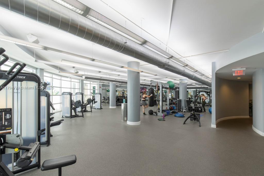 VIZCAYNE SOUTH CONDO - Residential Lease