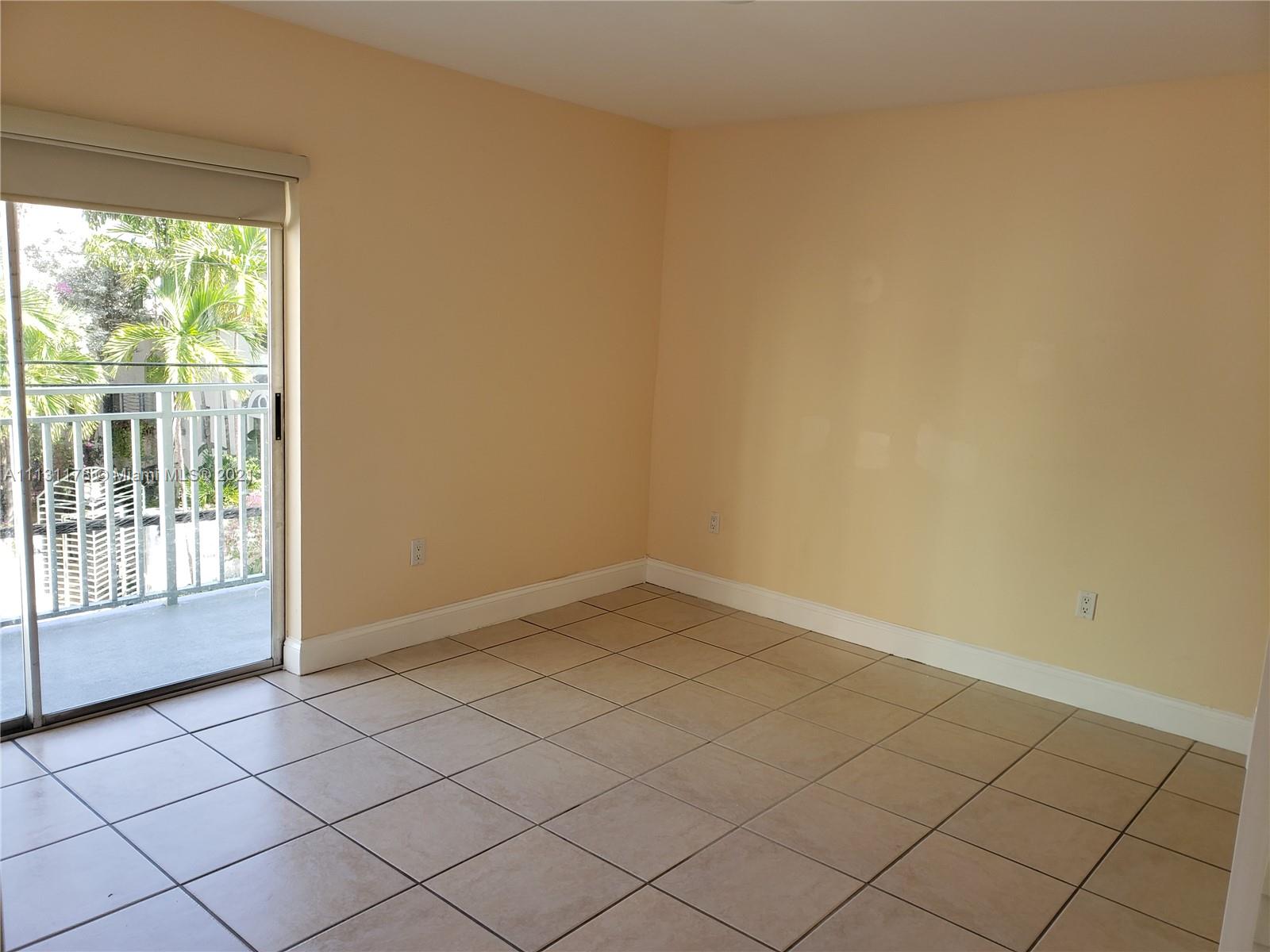 363 WASHINGTON AVE CONDO - Residential