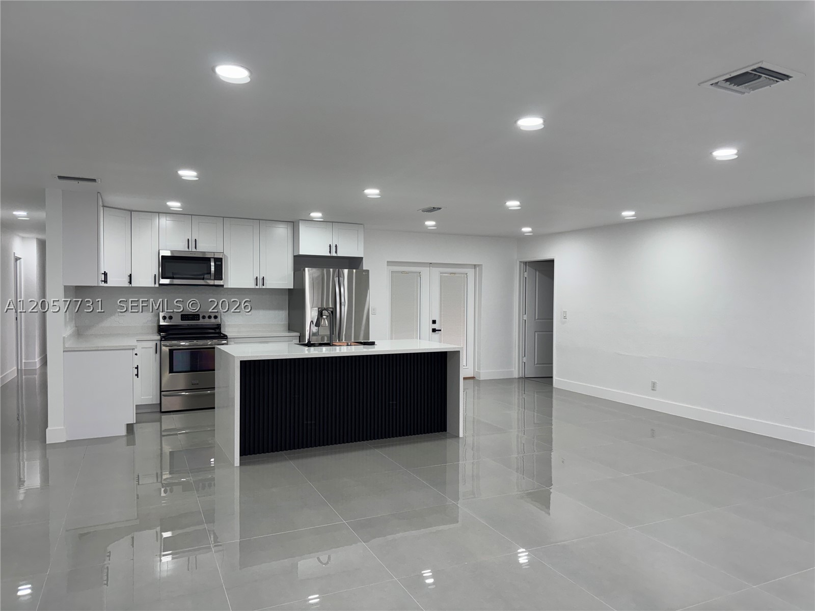 MANGO GARDENS - Residential