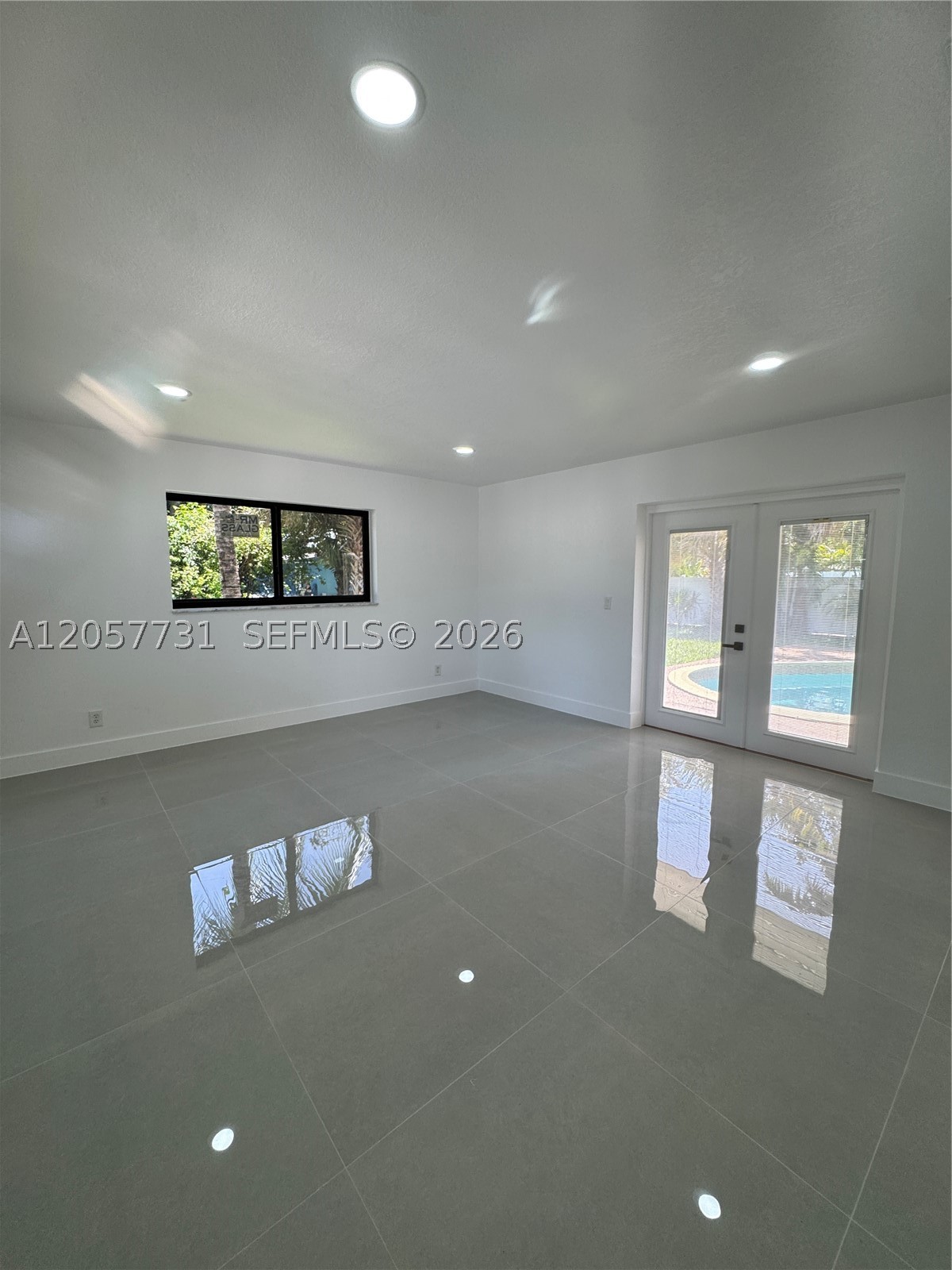 MANGO GARDENS - Residential