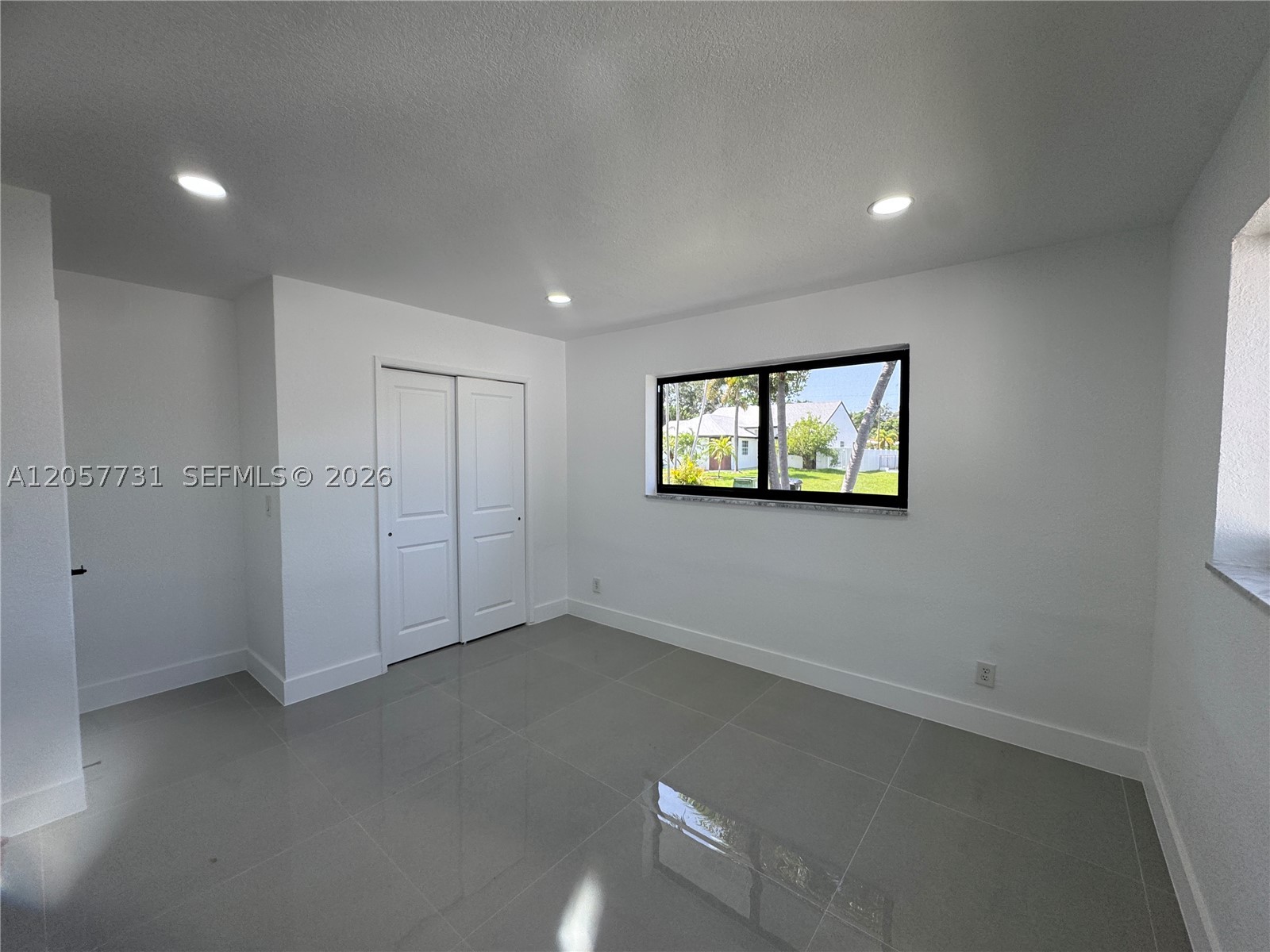 MANGO GARDENS - Residential