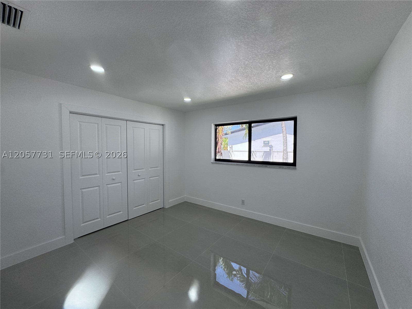 MANGO GARDENS - Residential