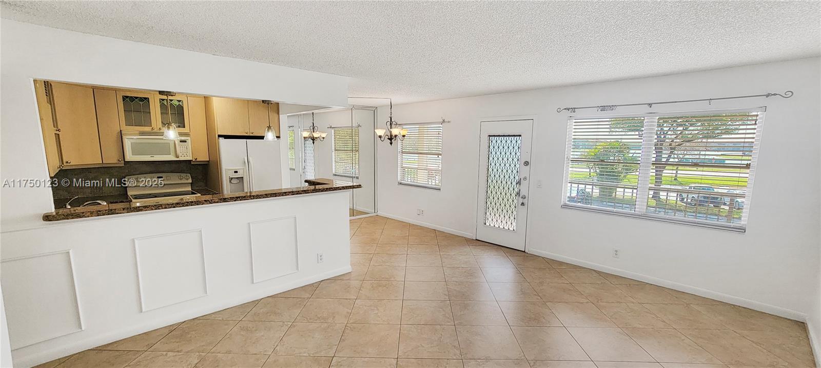 KINGSLEY AT CENTURY VILLA - Residential