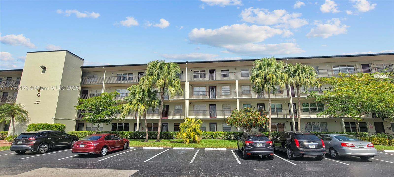KINGSLEY AT CENTURY VILLA - Residential