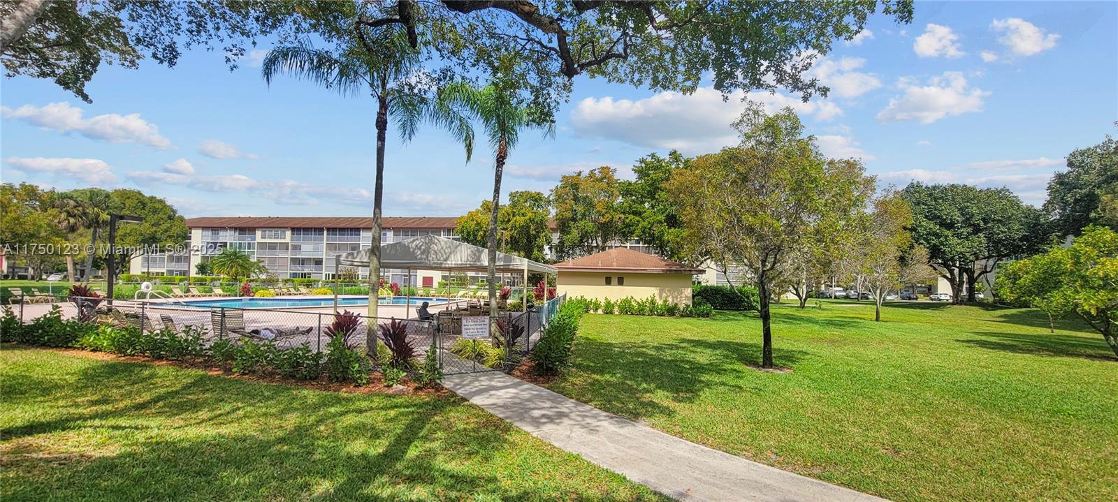 KINGSLEY AT CENTURY VILLA - Residential