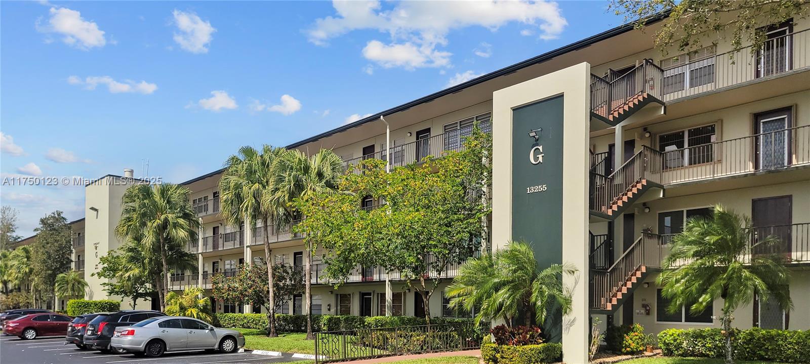 KINGSLEY AT CENTURY VILLA - Residential