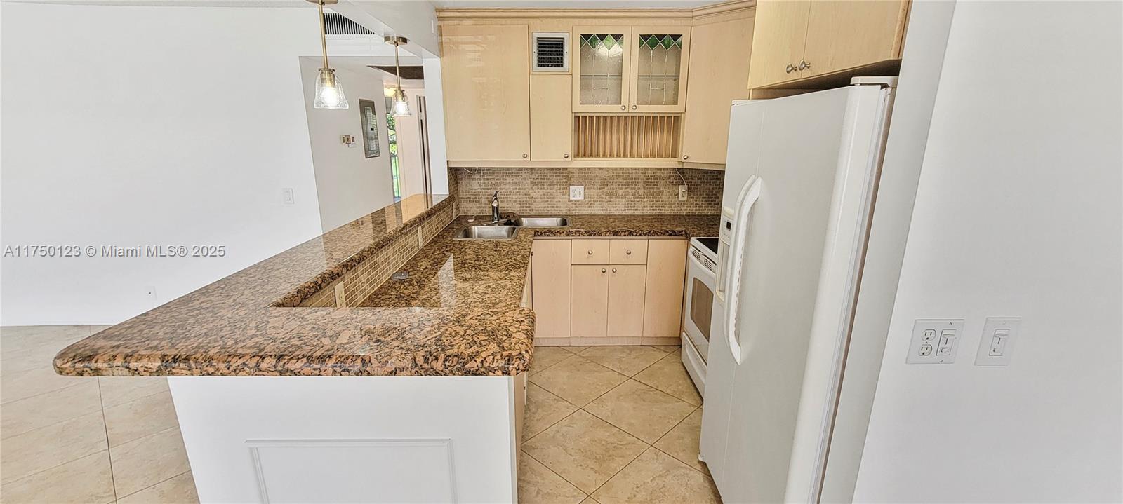 KINGSLEY AT CENTURY VILLA - Residential
