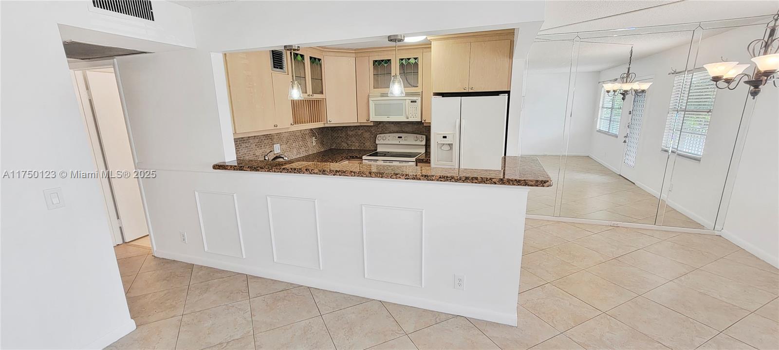 KINGSLEY AT CENTURY VILLA - Residential