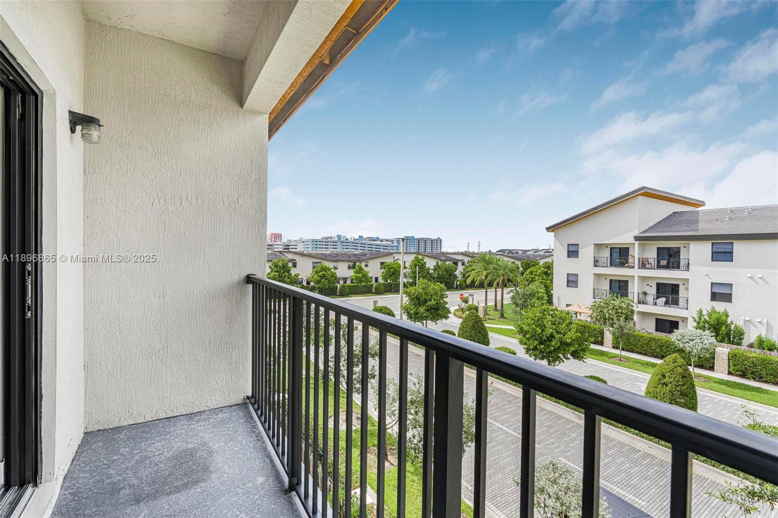 GRAND BAY SOUTH VILLAS - Residential Lease