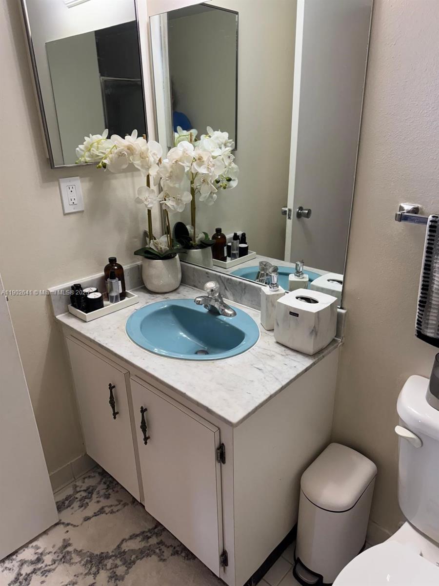 OLYMPUS CONDO PHASE - Residential
