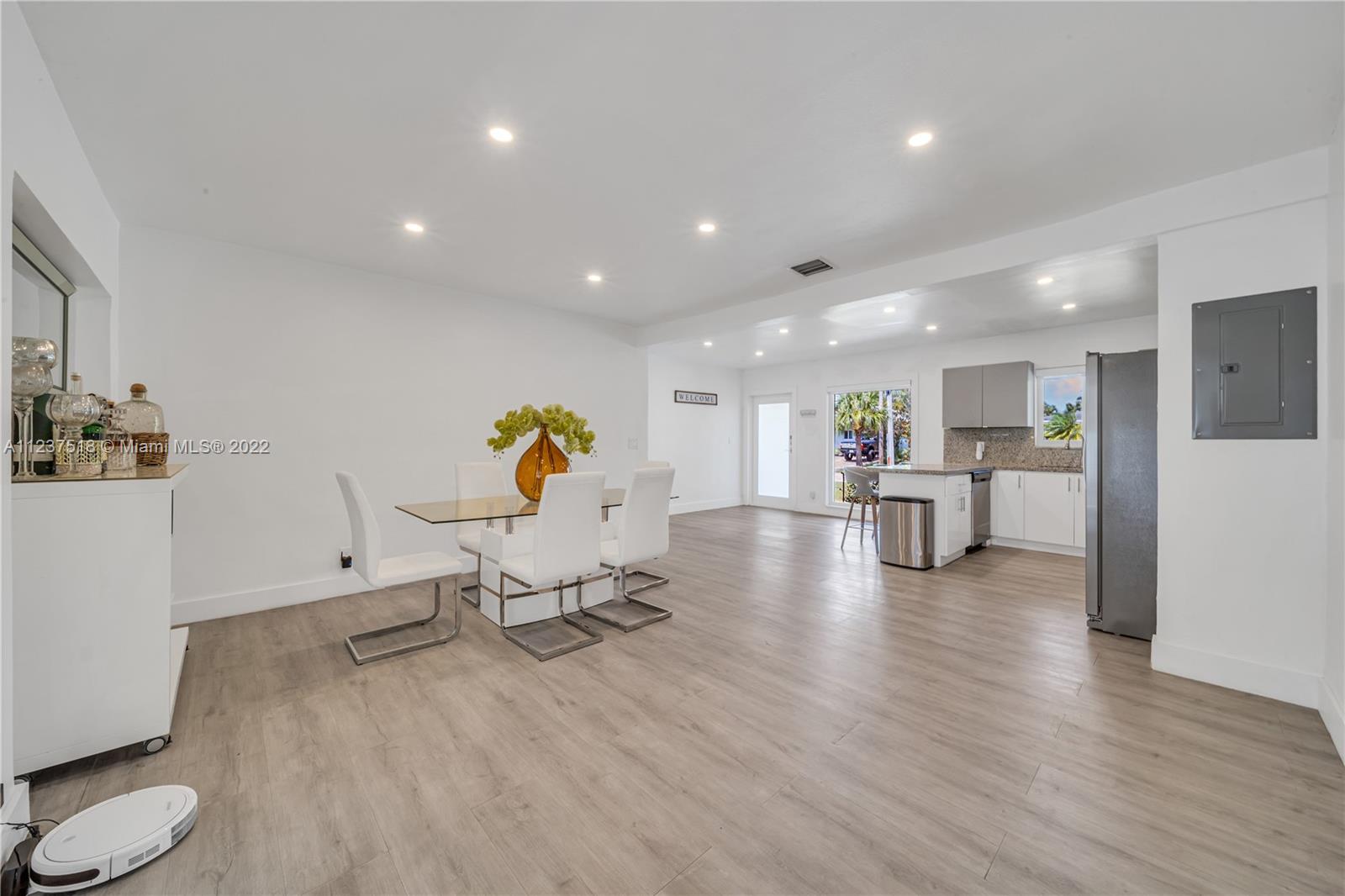FLAMINGO PARK SEC C - Residential