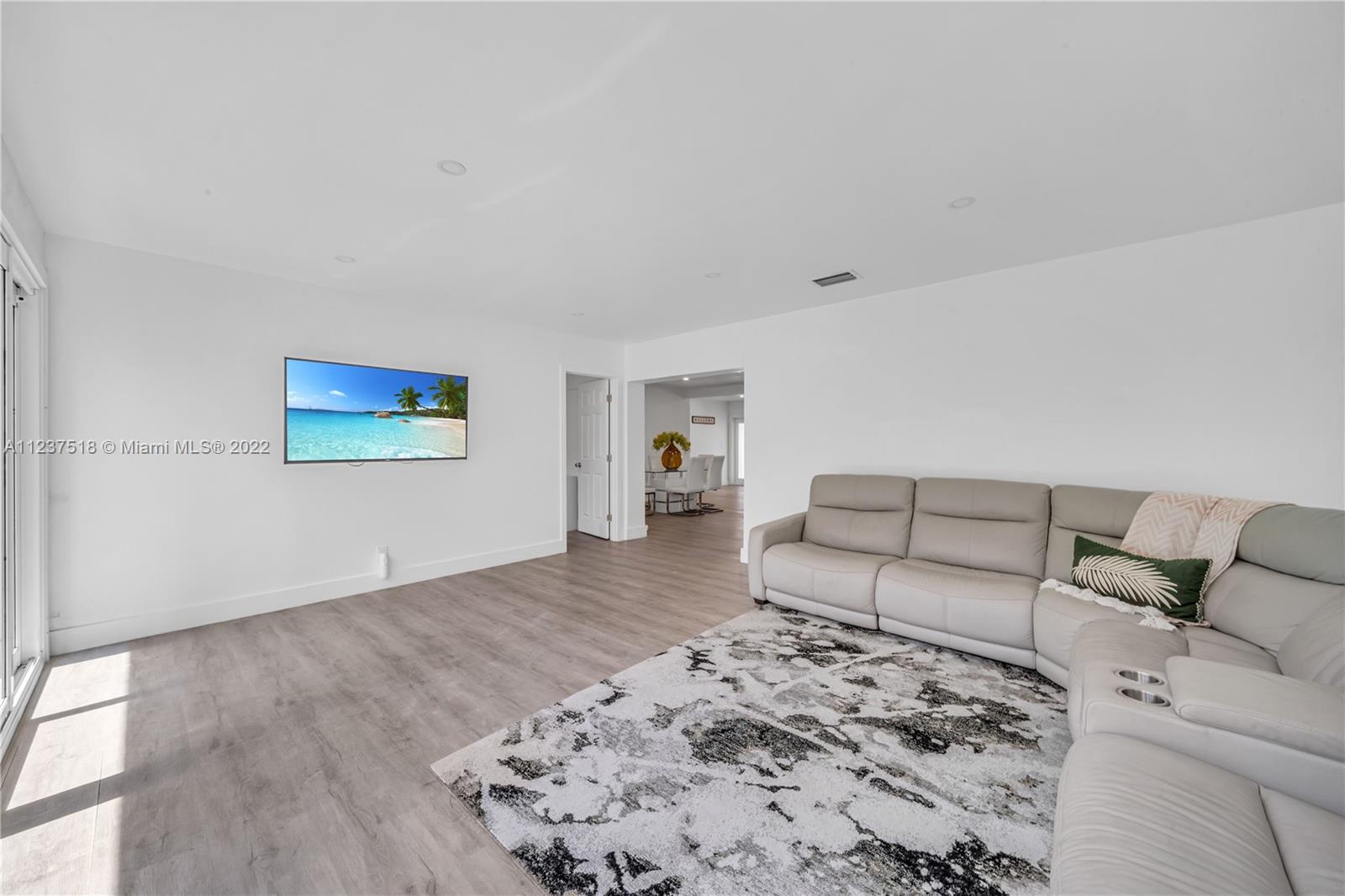 FLAMINGO PARK SEC C - Residential