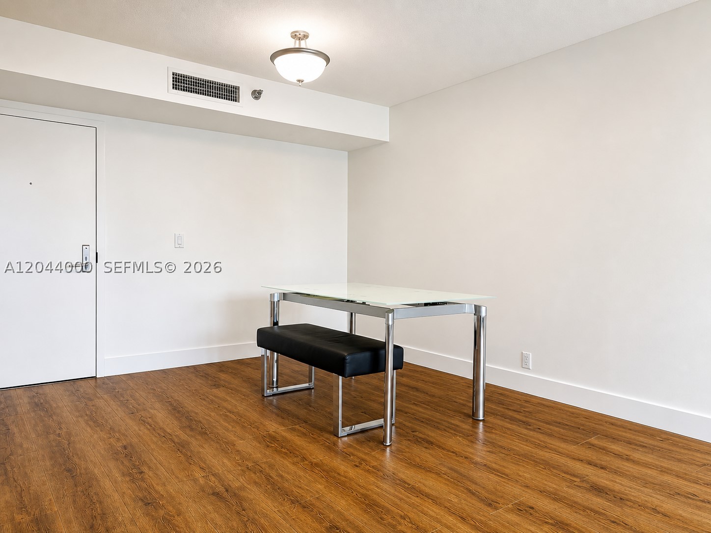 PARC CENTRAL AVENTURA SOU - Residential Lease