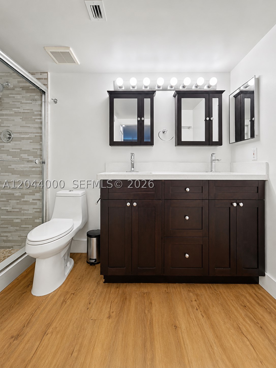 PARC CENTRAL AVENTURA SOU - Residential Lease