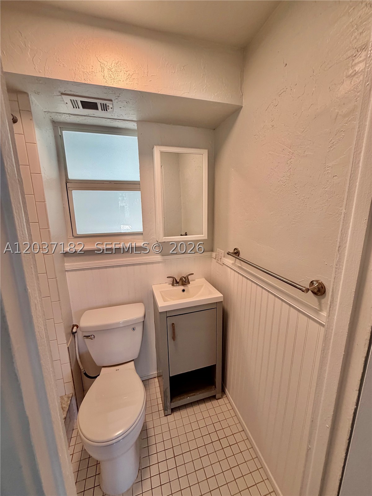 RESUB OF HIGHLAND ESTATES - Residential Lease