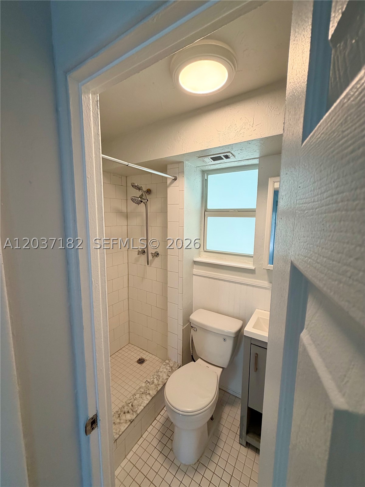 RESUB OF HIGHLAND ESTATES - Residential Lease