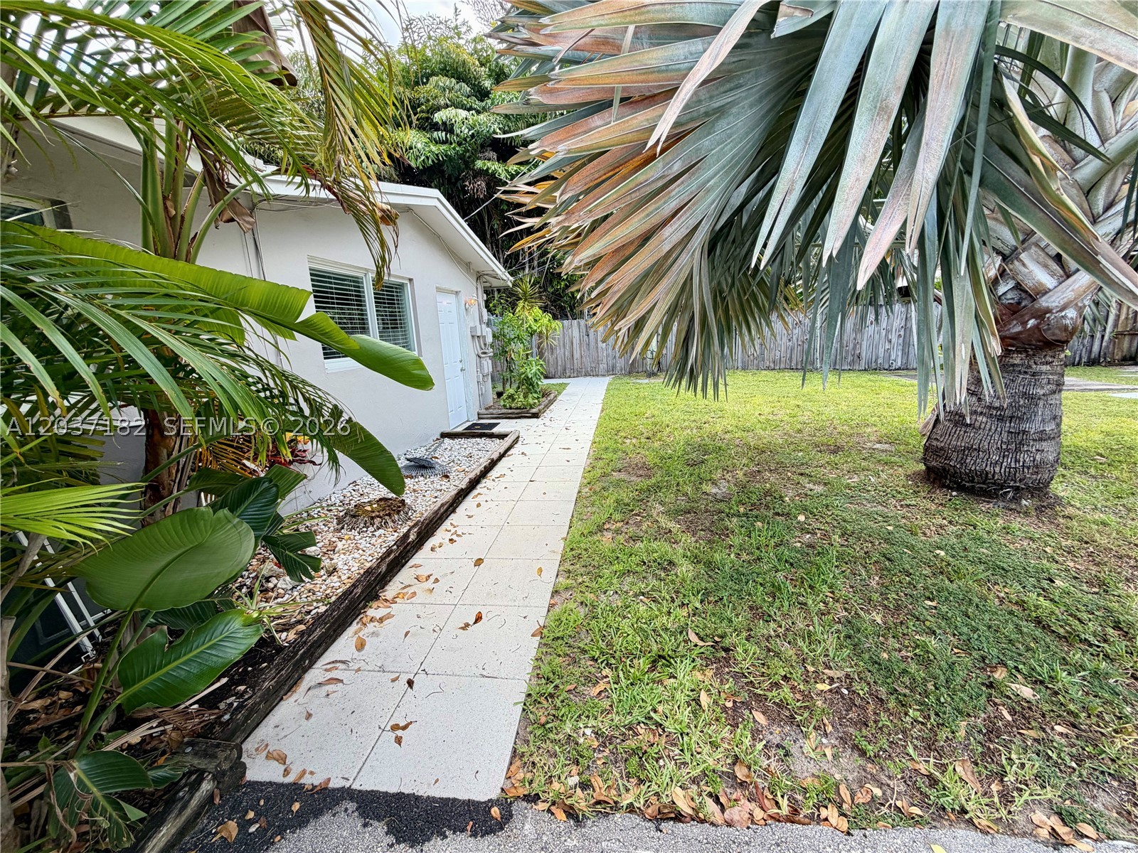 RESUB OF HIGHLAND ESTATES - Residential Lease