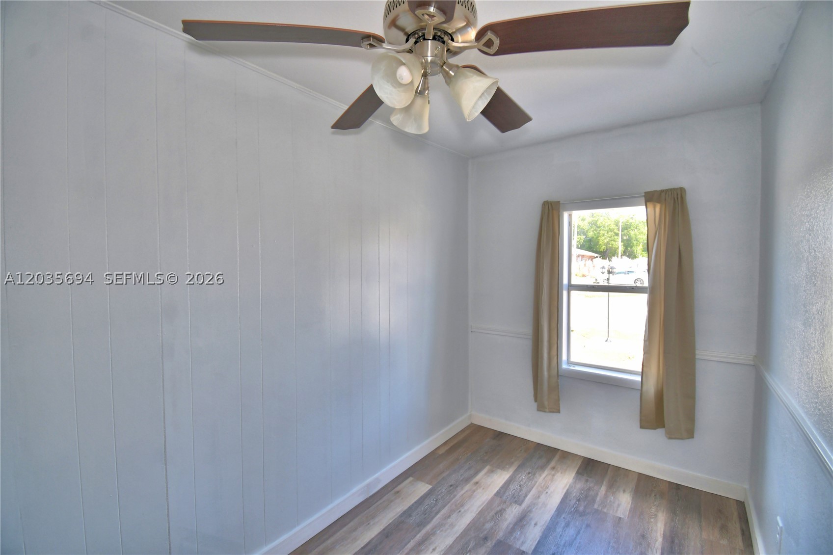 WEEKS D P RESUBDIVISION PB - Residential
