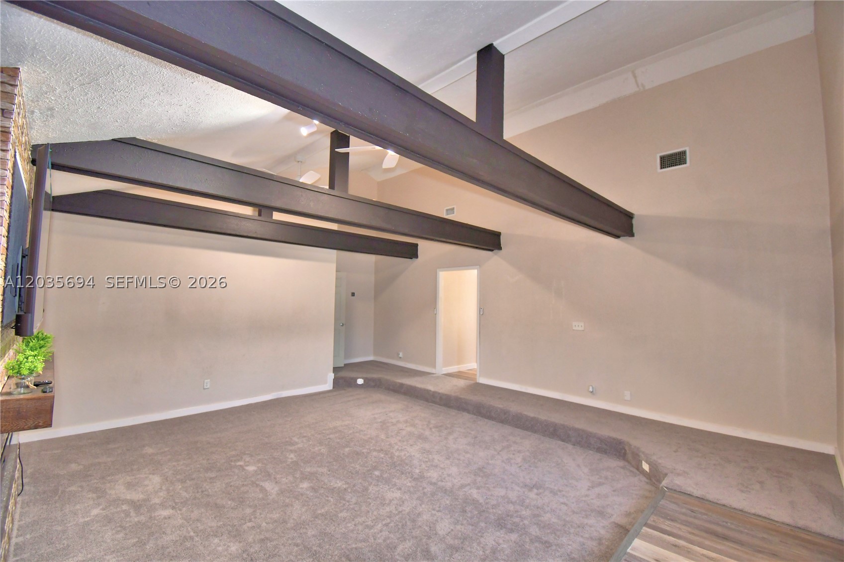WEEKS D P RESUBDIVISION PB - Residential
